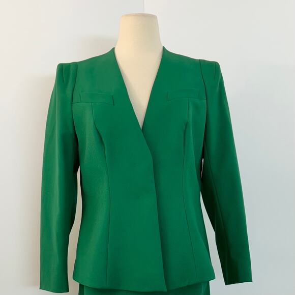 Escada Green 2-Piece Skirt Suit Blazer Wool Blend Green | Size 38 & 40 (US 8-10) - Picture 3 of 16